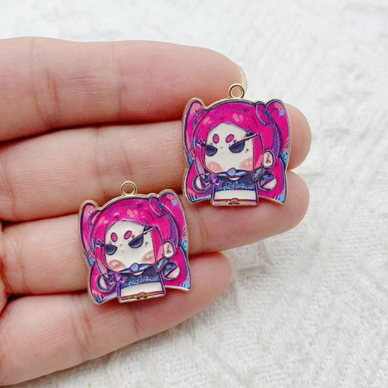 10pcs Cartoon Anime Pendant Oi - Event Party 评论和价格
